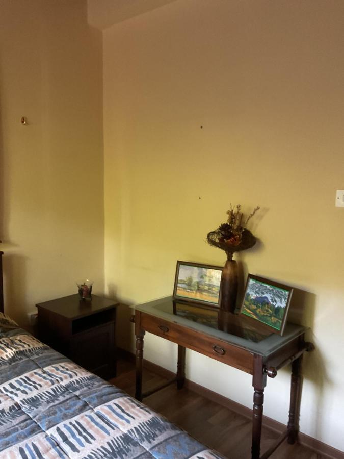 Beautiful 3 Bedr House In Arakapas With Fireplace Eksteriør bilde