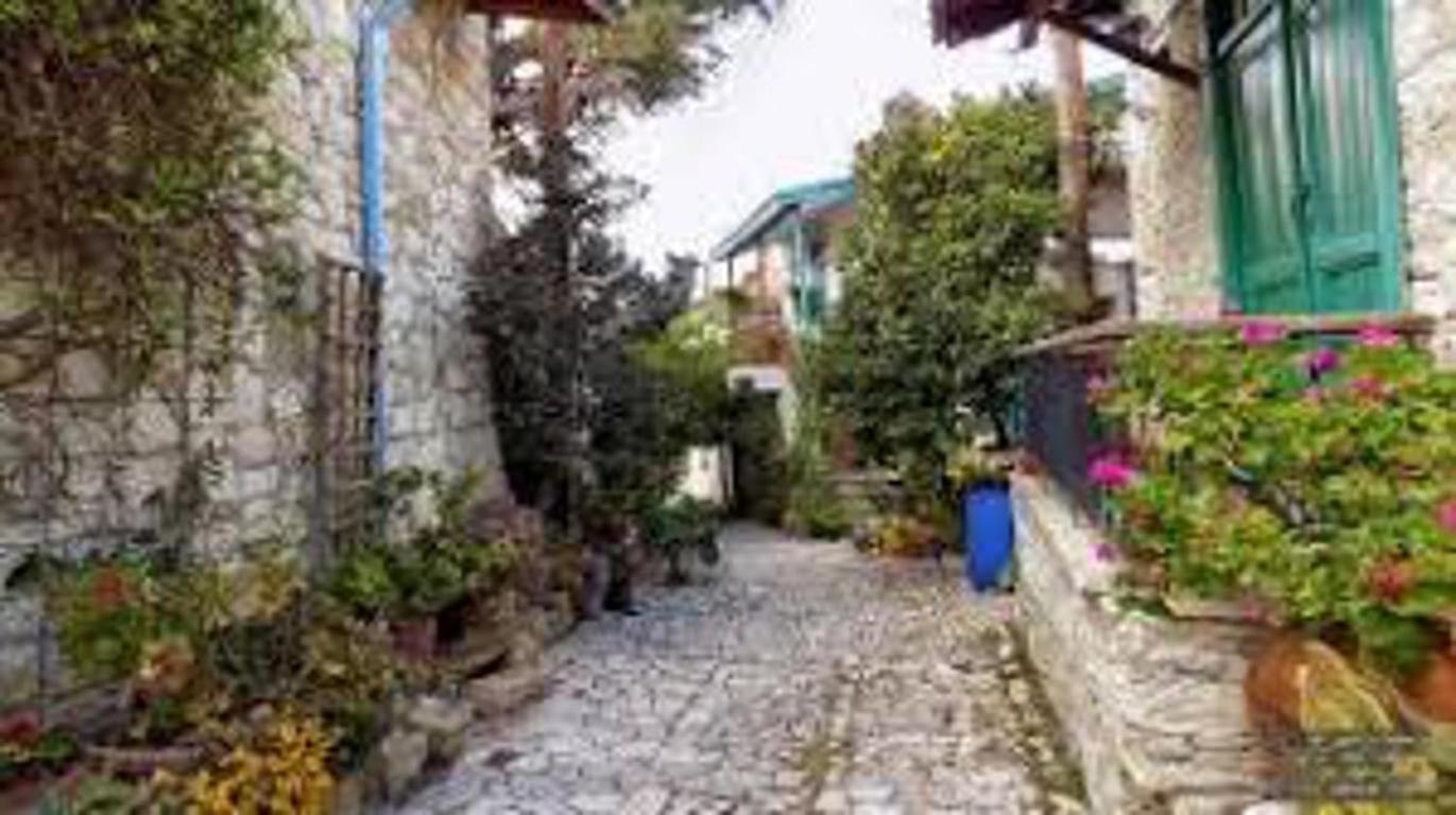 Beautiful 3 Bedr House In Arakapas With Fireplace Eksteriør bilde